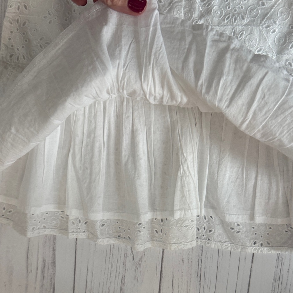 NWT Vineyard Vines Charming White Eyelet Kids Dress - Picture 7 of 7